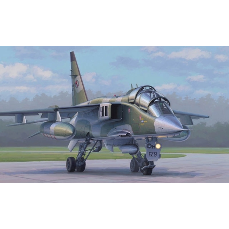 Hobbyboss 1:72 French Jaguar E
