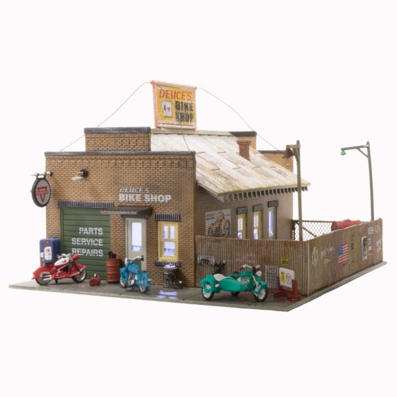 Woodland Scenics Ho Deuce’s Bike Shop (Lit)