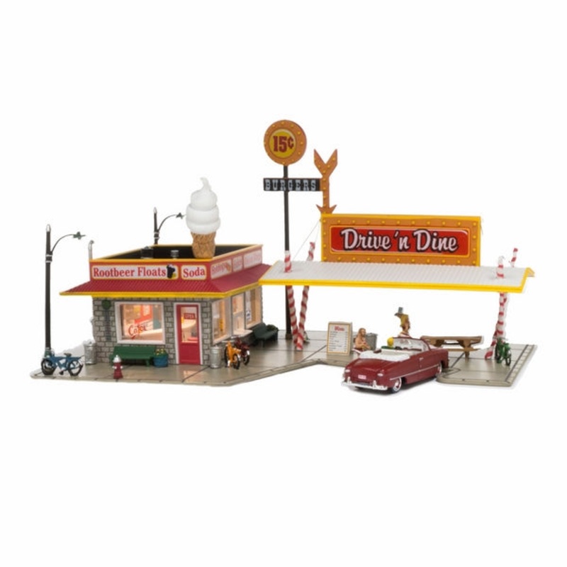 Woodland Scenics Ho Drive ‘N Dine (Lit)*