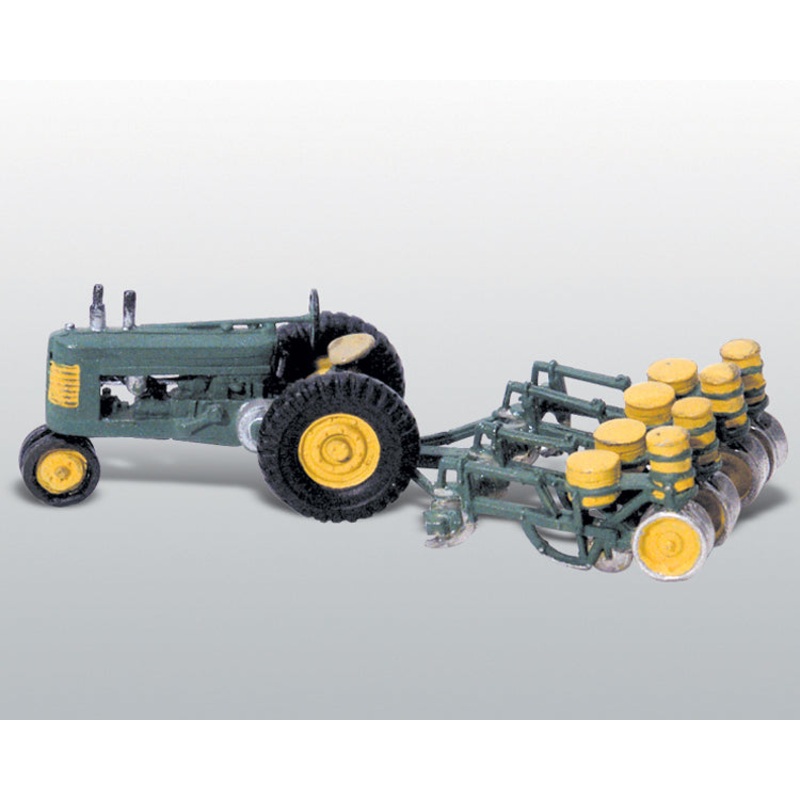 Woodland Scenics Seeder & Tractor(1938-1946) Sd *