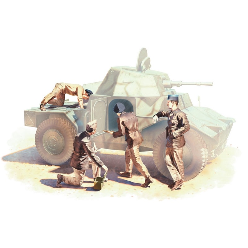 ICM 1:35 French Armrd Crew (1940) (4)