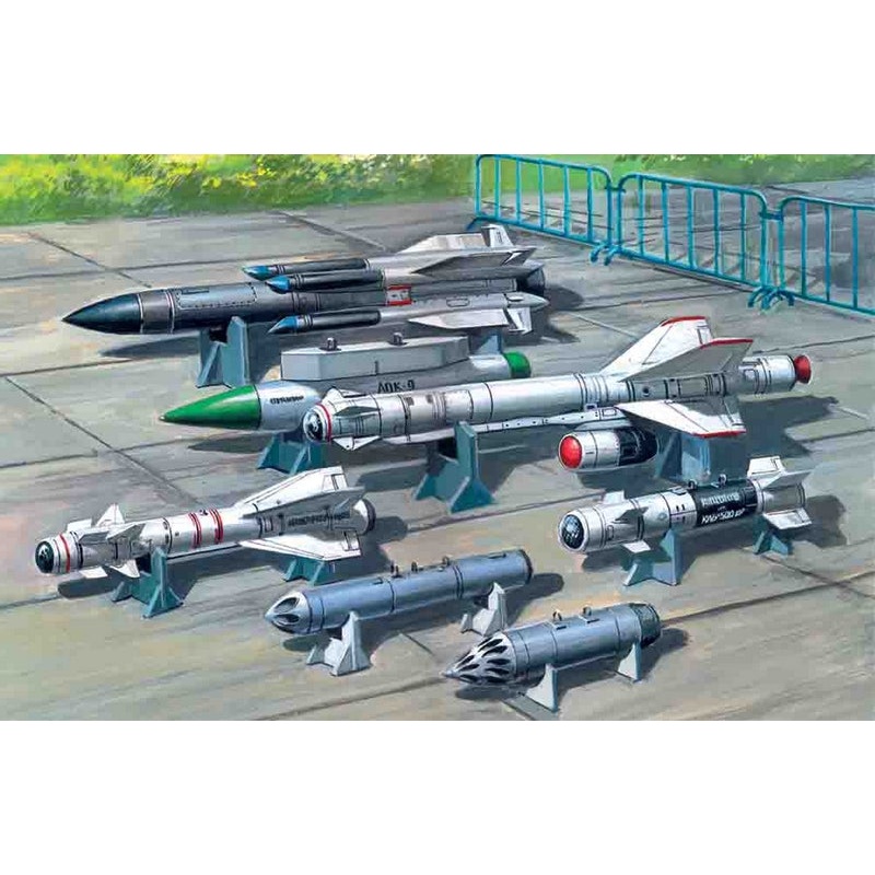 ICM 1:72 Svt. Air-To-Surface Armament