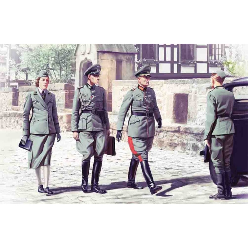 ICM 1:35 Ger. Staff Personnel (4)