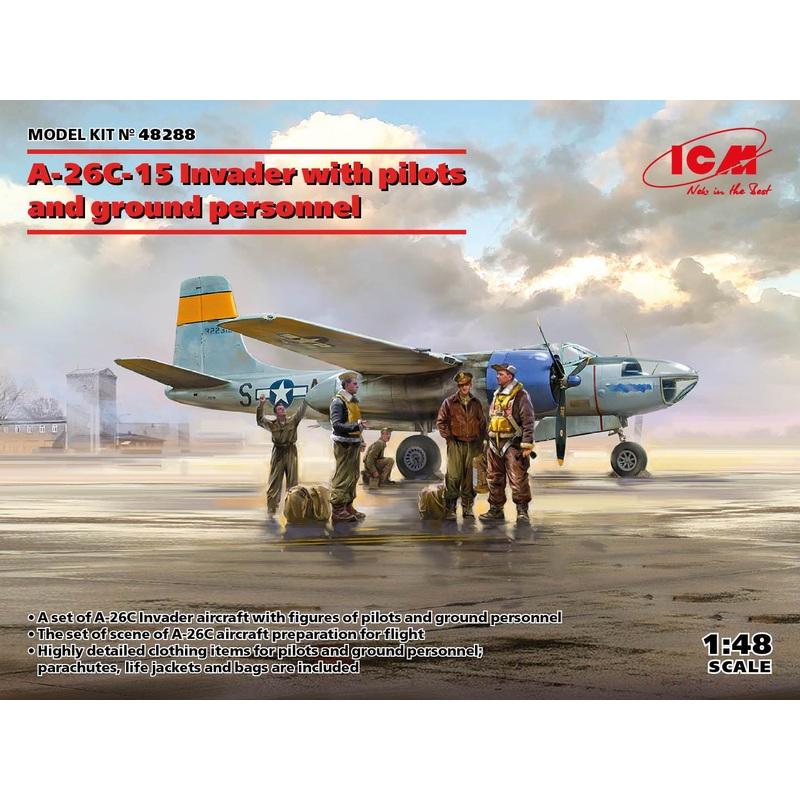 ICM 1:48 A26C-15 Invader with Figures