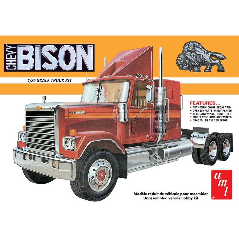 AMT 1:25 Chevrolet Bison Conventional Tractor