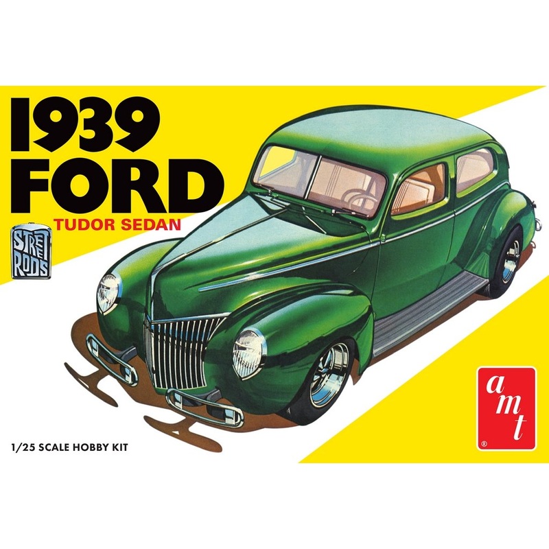 AMT 1:25 1939 Ford Sedan Street Rod Series