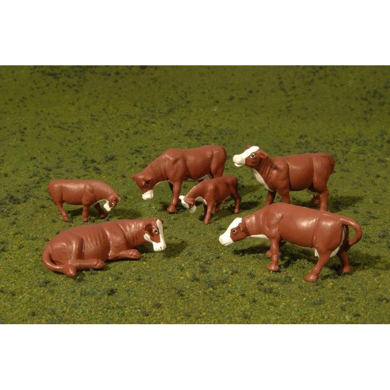 Bachmann Cows Brown & White, 6 Figures.HO Scale