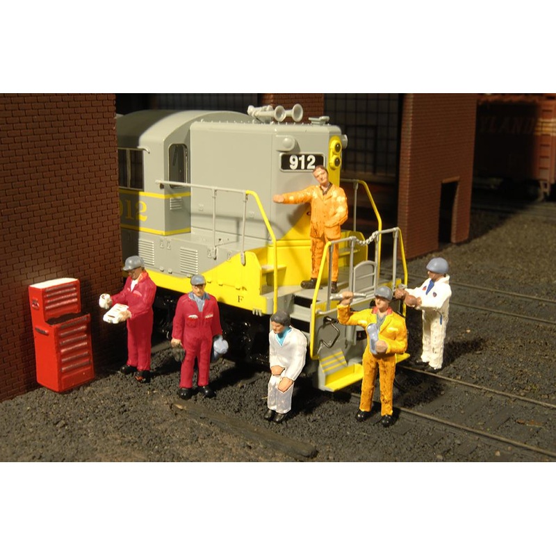 Bachmann Mechanics. 6 Figures. HO Scale