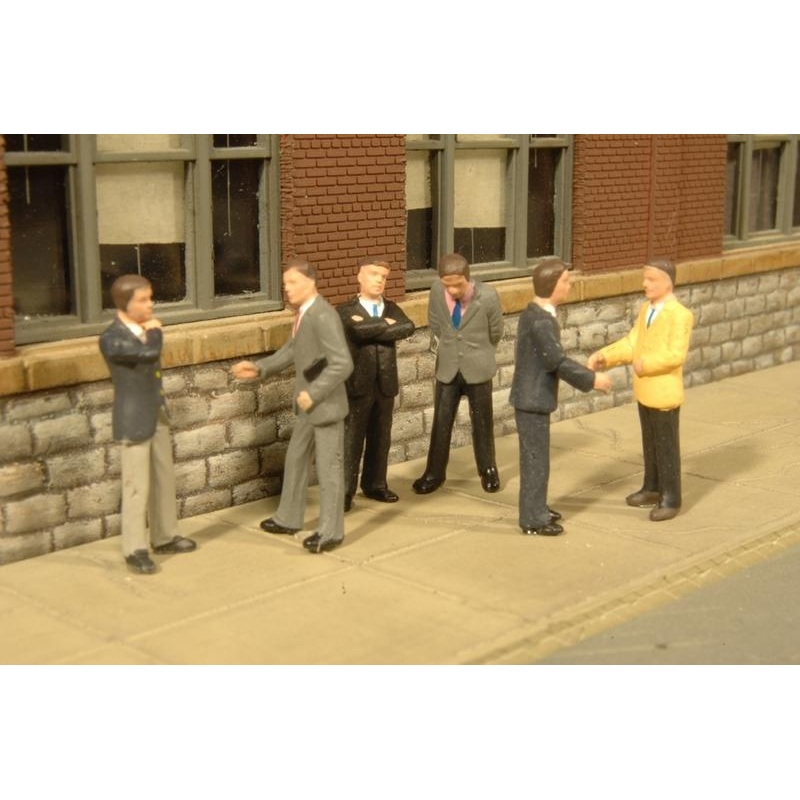 Bachmann Standing Businessmen. 6 FiguresHO Scale