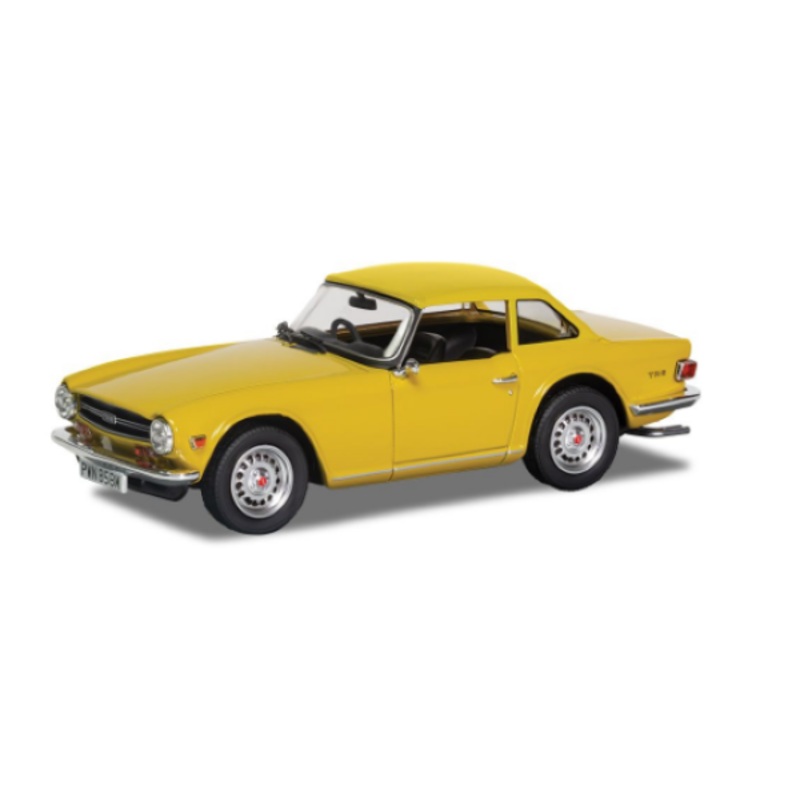 CORVA14702 Triumph TR6 (Hard Top) – Mimosa Yellow