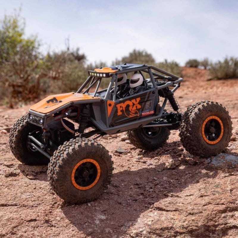 Axial 01002T2 1/18 UTB18 Capra 4WD Unlimited Trail Buggy RTR Gray/Orange (FOX Racing)
