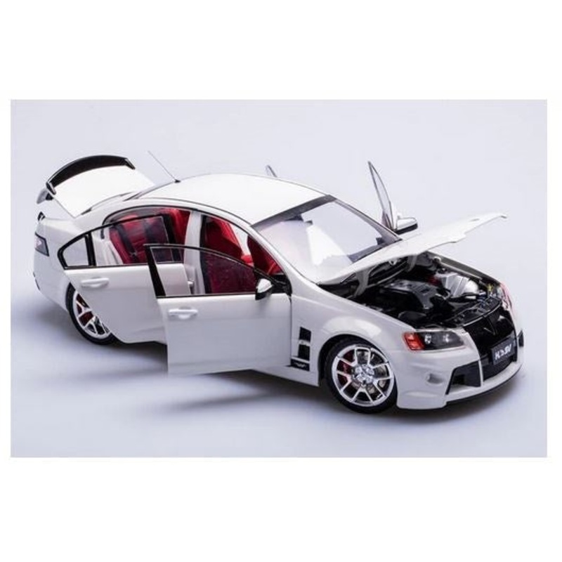 Biante 1/18 AD-81202 HSV W427