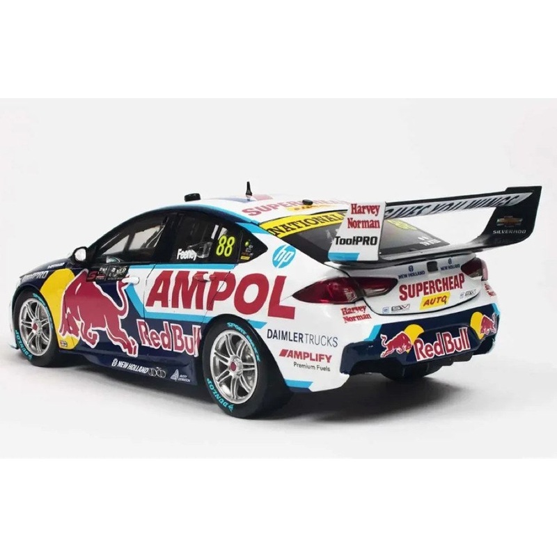 Biante 1/18 B-18H22B Holden ZB Commodore- Feeney