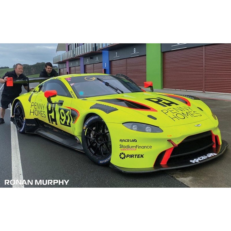 Scalextric C4446 Aston Martin GT3 Vantage Penny Homes  Racing