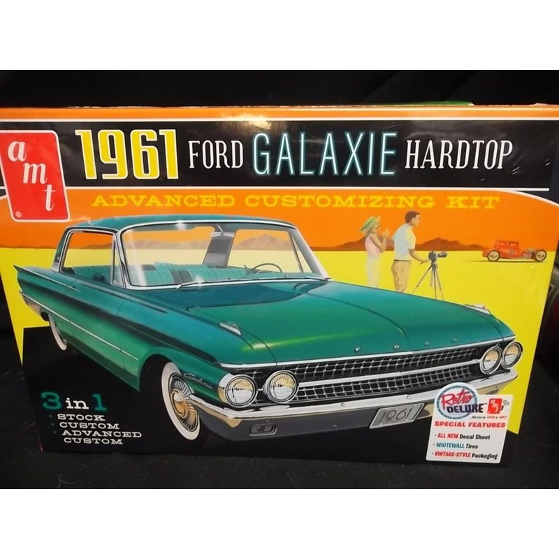 AMT 1430 1961 Ford Galaxie Hardtop