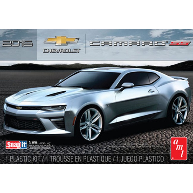 AMT 982 1/25 Snap Kit: 2016 Chevrolet Camaro SS (Garnet Red)