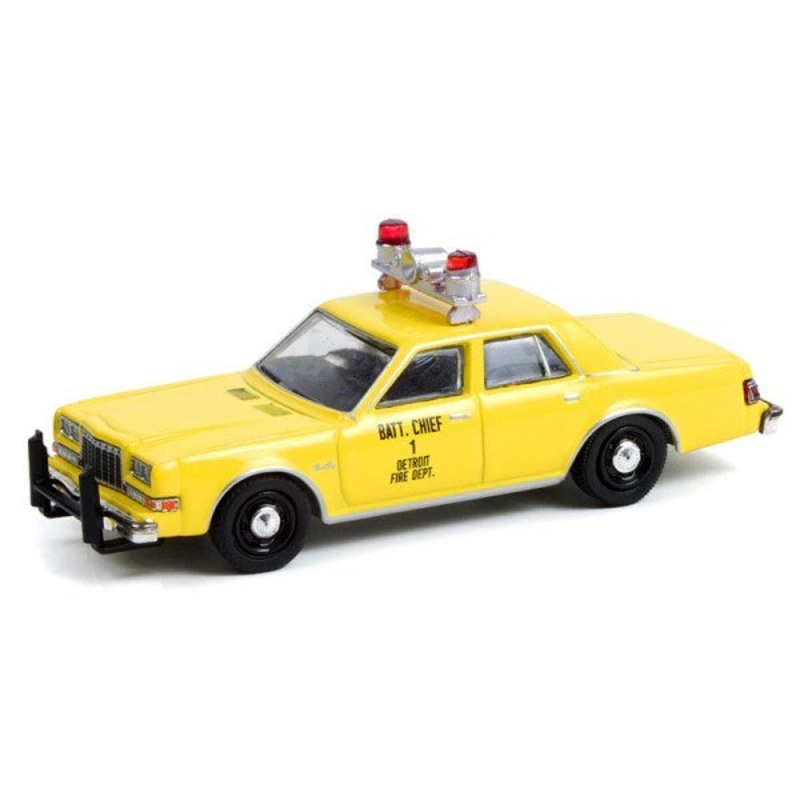 GreenLight 67020-C 1/64 1982 Plymouth Gran Fury – Detroit Fire Department Battalion Chief #1