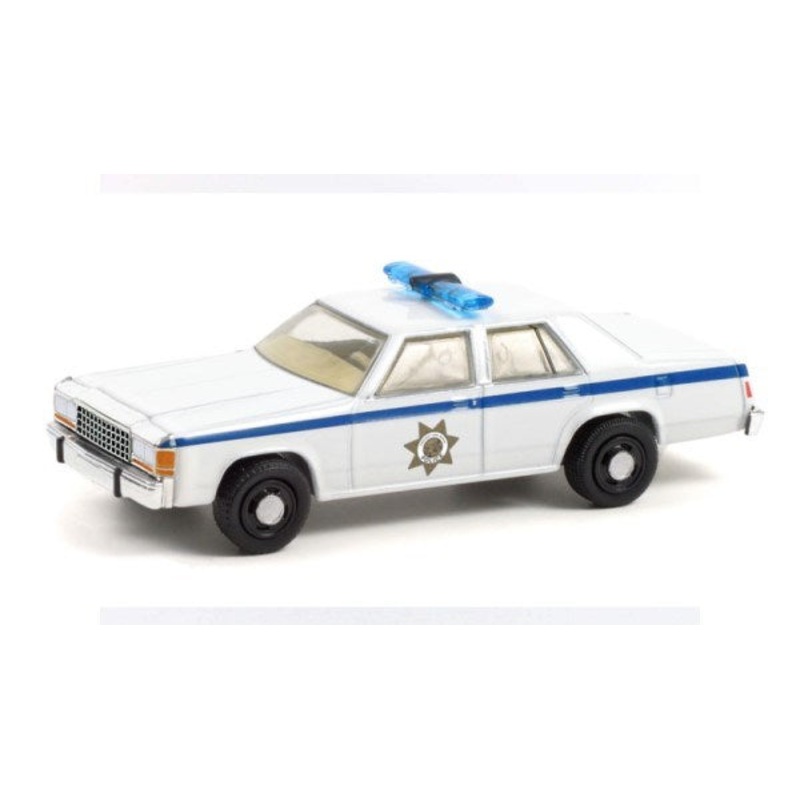 GreenLight GL-44920-D 1/64 1983 Ford LTD Crown Victoria Police