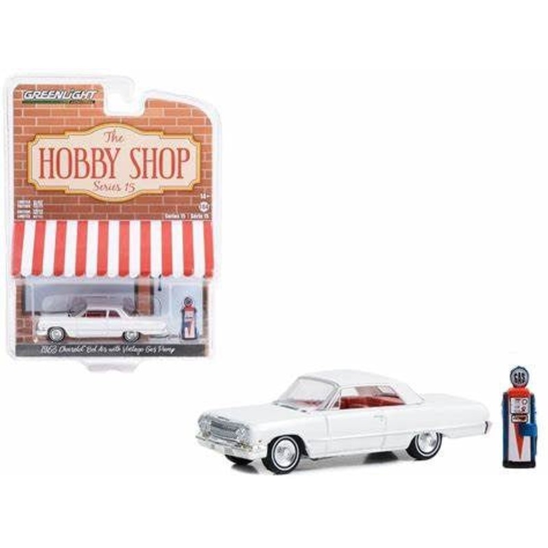 GreenLight GL-97150-A 1/64 1963 Chevrolet Bel Air with Gas Pump