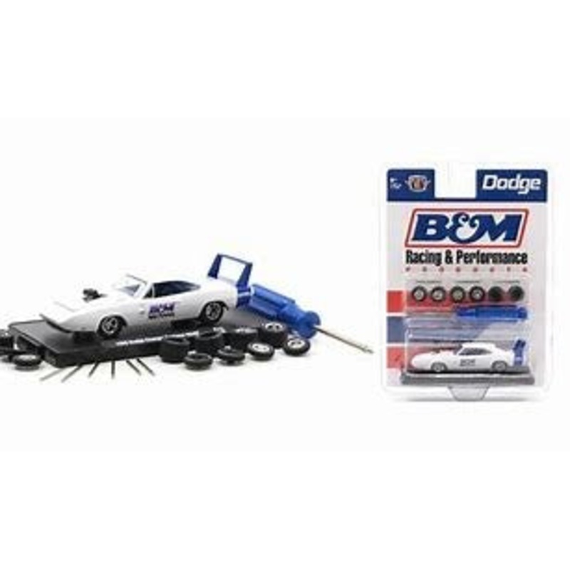 M2 Machines M2-34001-10A 1/64 1969 Dodge Charger Dayton HEMI Kitset
