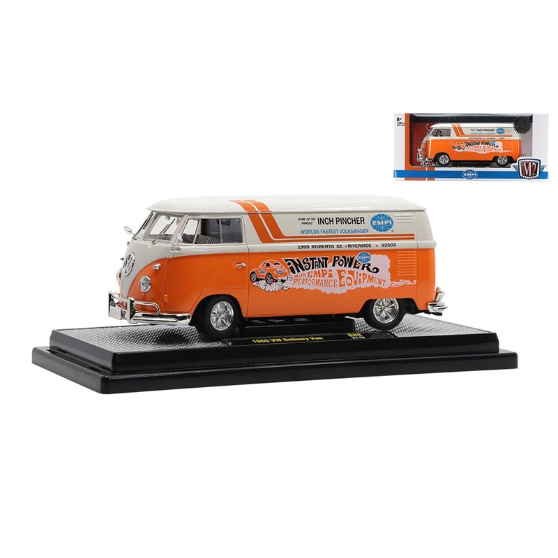 M2 Machines M2-40300-88A 1/24 1960 Volkswagen Delivery Van