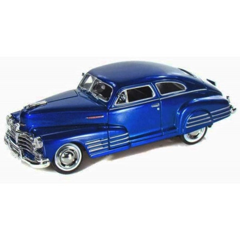 Motormax MX-73266 1/24 1948 Chevy Aerosedan Fleetline