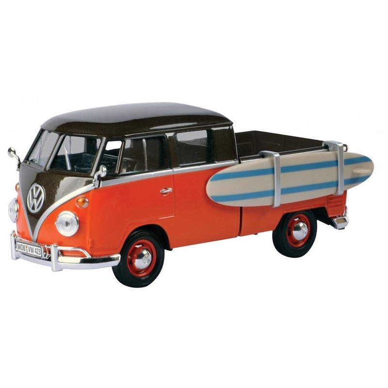 Motormax MX-79560 1/24 Volkswagen Type 2 (T1) Pickup with Surfboard