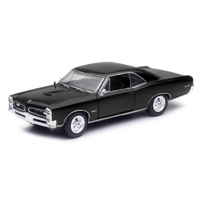 New Ray NR-71853 1/24 1966 Pontiac GTO Hard Top