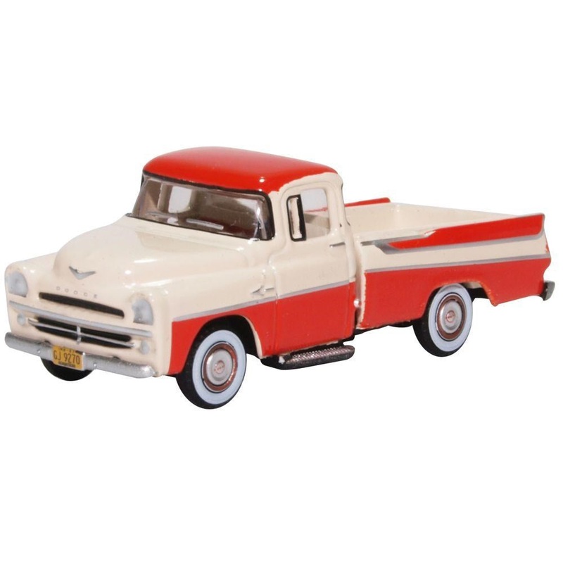 Oxford DP57001 1/87 1957 Dodge D100 Sweptside Pickup