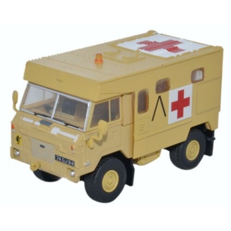 Oxford OX-LRFCA001 1/76 Land Rover 101 FC Ambulance (RHD) Gulf War 1991