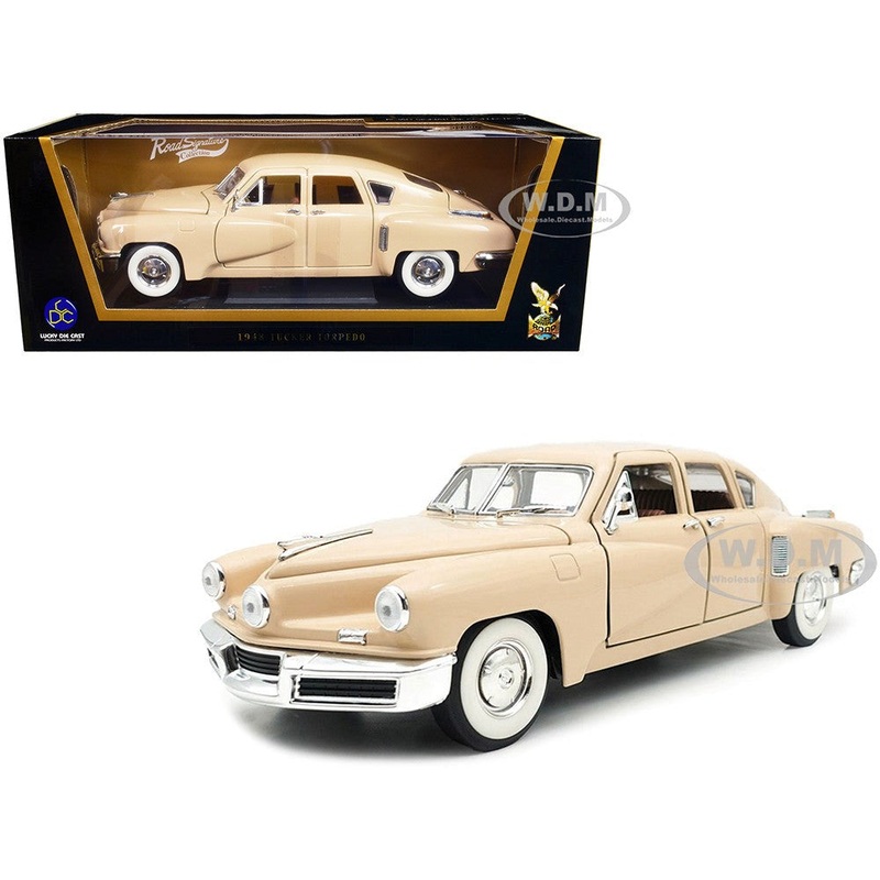 Road Signature RS-92268 1/18 1968 Tucker Torpedo