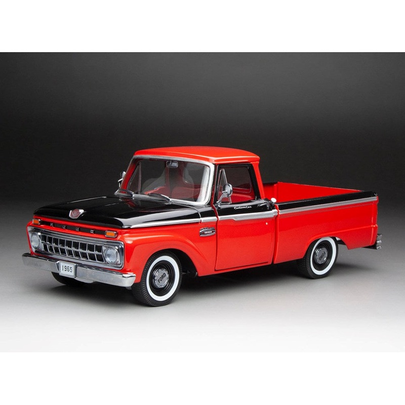 Sunstar SS-1304 1/18 1965 Ford F-100 Custom Pick-up