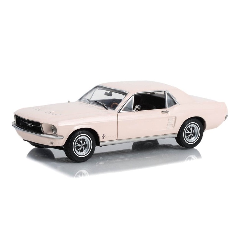GreenLight GL-13642 1/18 1967 Ford Mustang Coupe