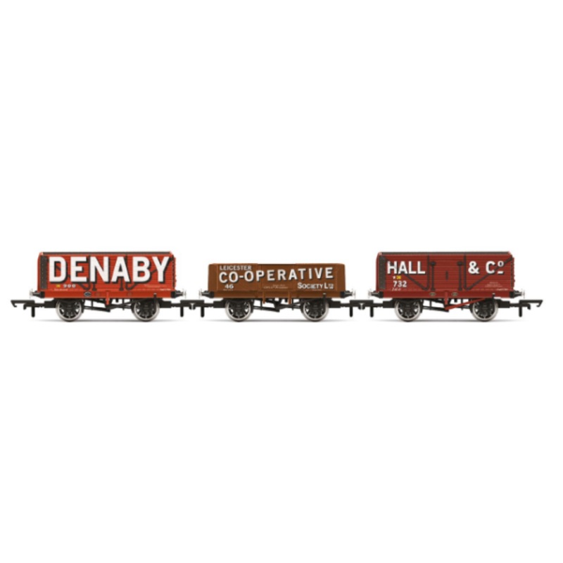 Hornby R60104 Hornby Triple Wagon Pack Denaby Colliery Leicester Co-Op & Hall & Co – Era 3
