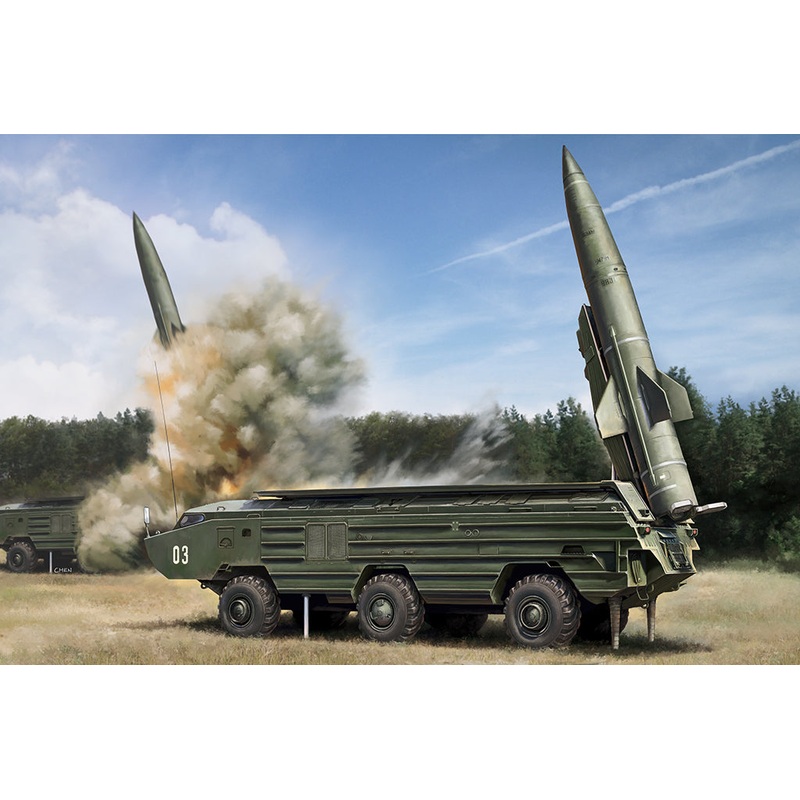 Hobby Boss 82935 1/72 Russian 9K79 Tochka (SS-21 Scarab) IRBM
