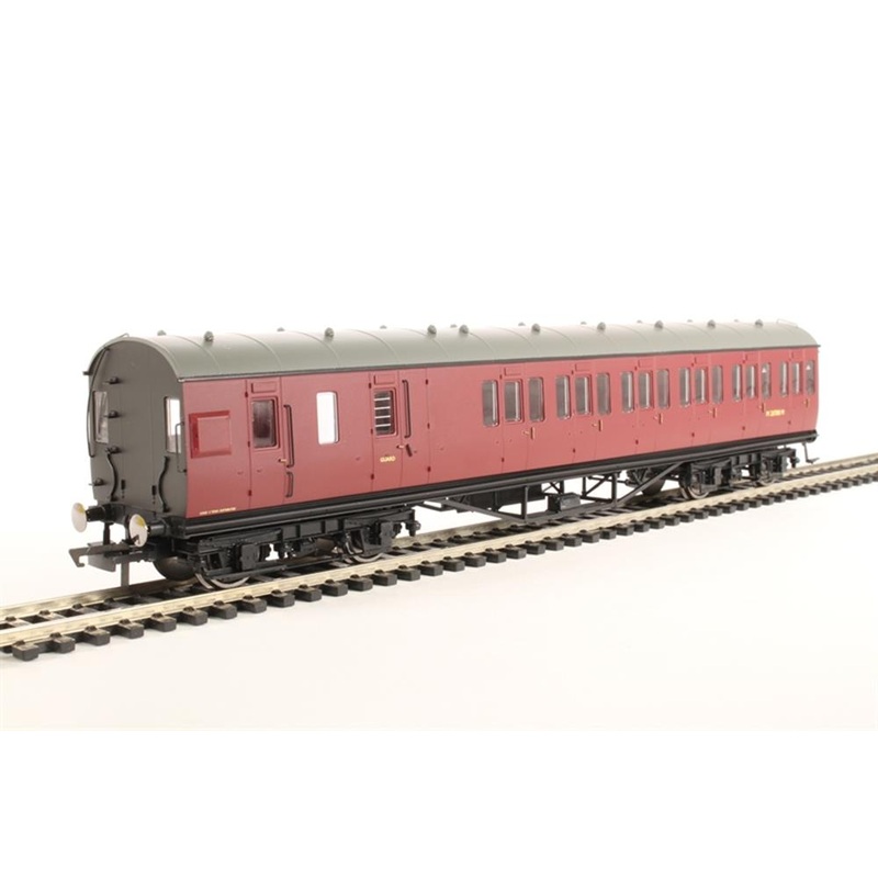 cHornby R4691A BR Non-cor.57’Crimson 3rdCl/Br