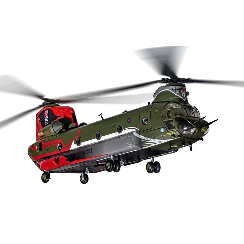 Corgi AA34215 1/72 Chinook HC.4: RAF 18 Sqn