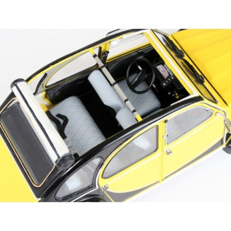 Revell 07095 1/24 Citroen 2CV Charleston