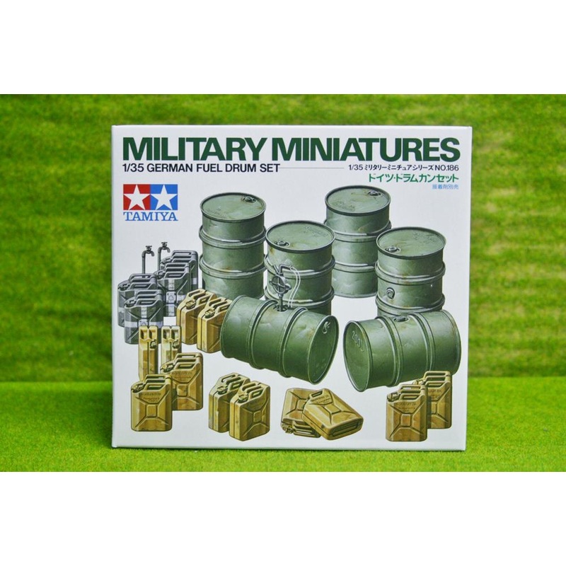 Tamiya 35186 1/35 German Fuel Drum Set