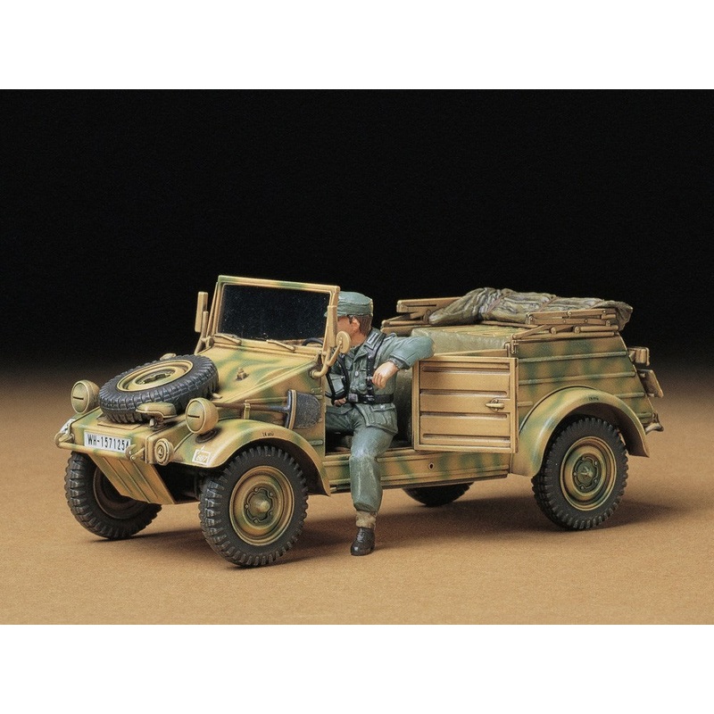 Tamiya 35213 1/35 German Kubelwagen Type 82 Military Miniature Series no.213