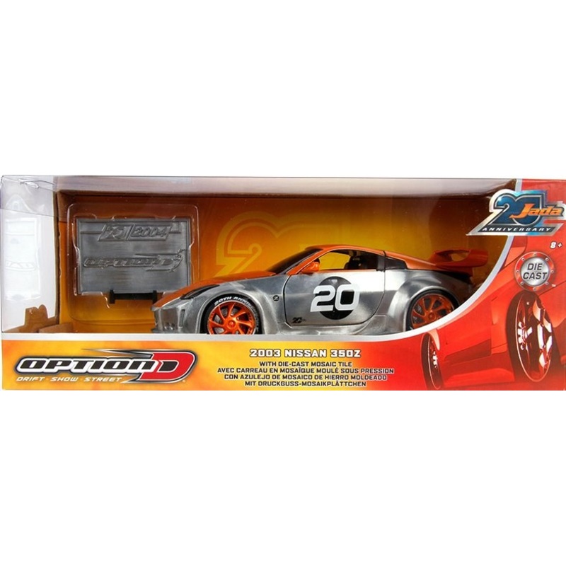 Jada 31071 1/24 2003 Nissan 350Z Hardtop with Diecast Mosaic Tile