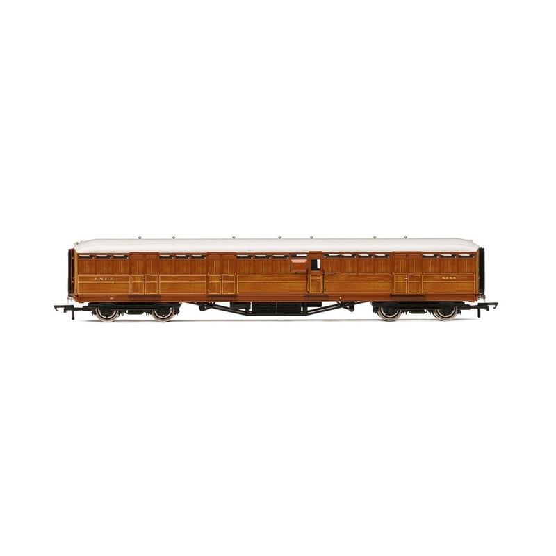 Hornby R4830A LNER 61′ Gresley Full Brake