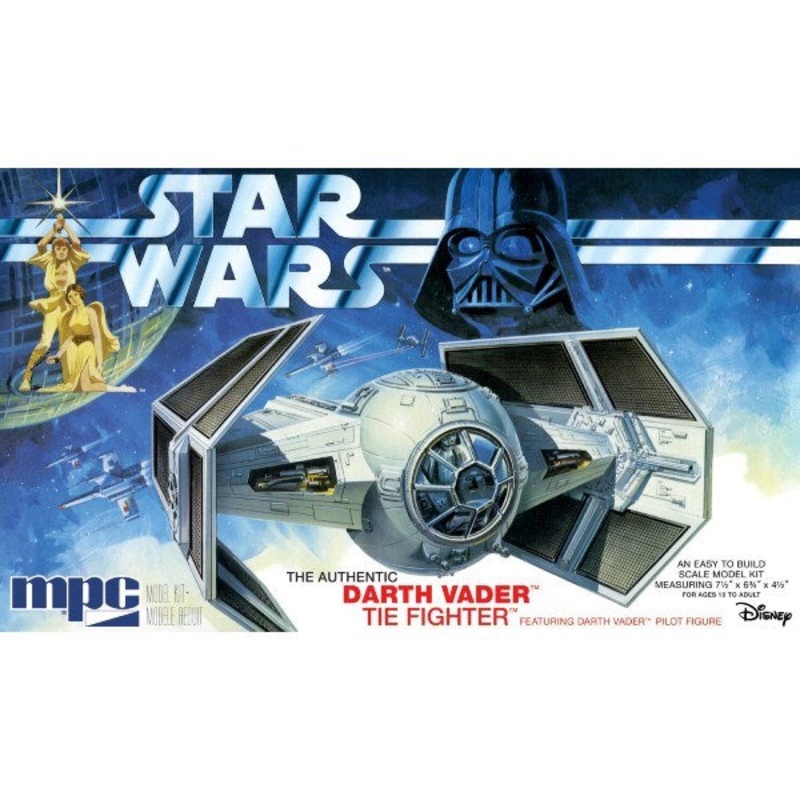 MPC 952 1/32 Darth Vader’s TIE Fighter – Star Wars: A New Hope