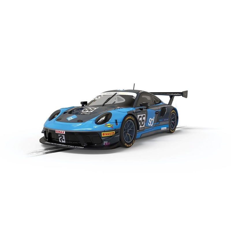 Scalextric C4415 Porsche 911 GT3R Team Parker British GT 2022